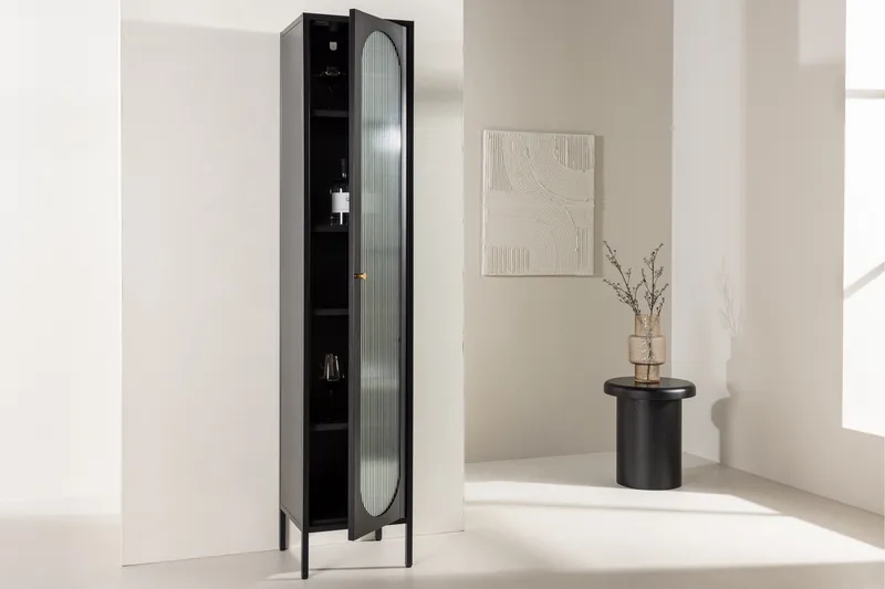 Cali Smalt Vitrinskåp 35 cm djup 37 cm bred 180 cm hög Mörkt Stål - Svart - Products - Förvaring - Skåp - Vitrinskåp