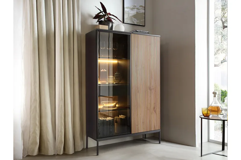 Klinkerville Vitrinskåp Glasdörr med Belysning 39 cm djup 10 cm - Svart Trä / Brun / Ribbad - Products - Förvaring - Skåp - Vitrinskåp