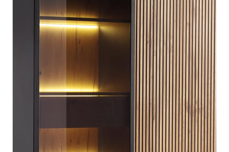 Tenorio Vitrinskåp 104x166 cm - Beige - Products - Förvaring - Skåp - Vitrinskåp