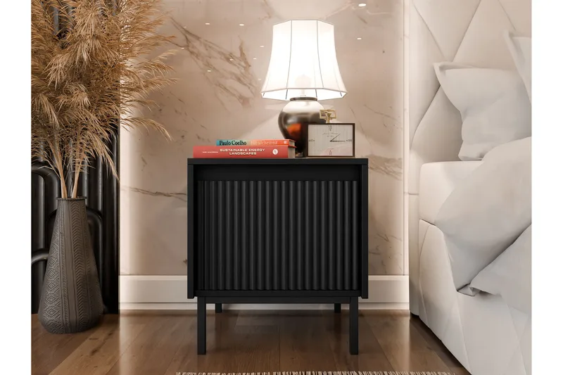 Bjurholm Sängbord 45 cm - Svart - Products - Möbler - Bord & matgrupp - Avlastningsbord & sidobord - Sängbord & nattduksbord