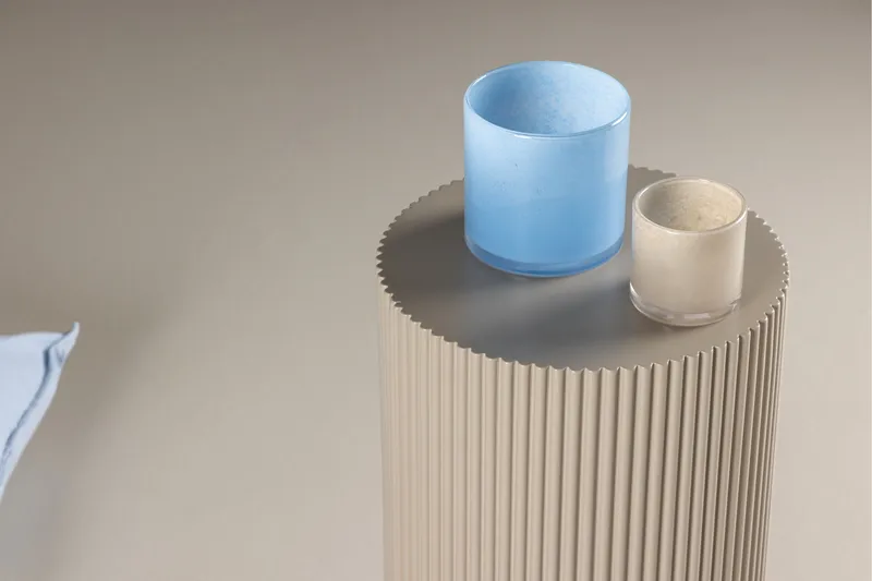 Lenox Sidobord 50 cm - Beige - Products - Möbler - Bord & matgrupp - Avlastningsbord & sidobord - Piedestal & blompiedestal