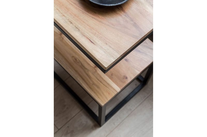 Sido bord Wohnling Massivt trä, S Cube, metallram i lantlig stil Akacia - Akacia - Products - Möbler - Bord & matgrupp - Avlastningsbord & sidobord - Brickbord & småbord