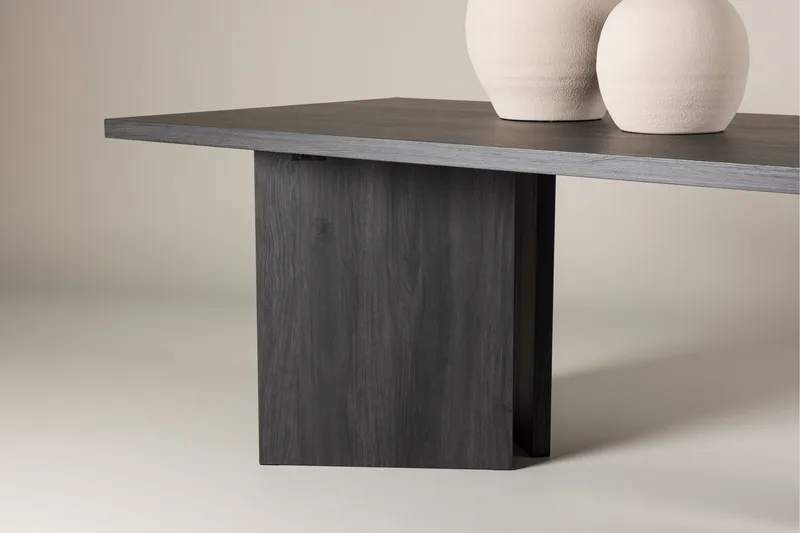 Bassholmen Matbord 240x100 cm - Svart - Products - Möbler - Bord & matgrupp - Matbord & köksbord