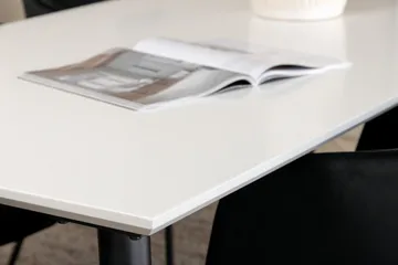 Jimmy Matgrupp 195 cm Rektangulär med 6 Berit stolar - Svart - Products - Möbler - Bord & matgrupp - Matgrupp