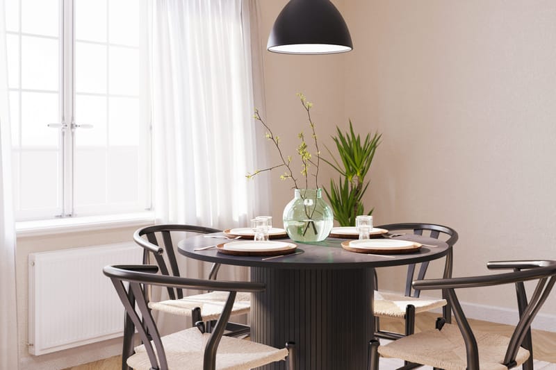 Kopparbo Matgrupp förlängningsbart 106-156 cm Rund med 4 Dastoori Matstol - 2220067-4,2229314-1 - Svart - Products - Möbler - Bord & matgrupp - Matgrupp