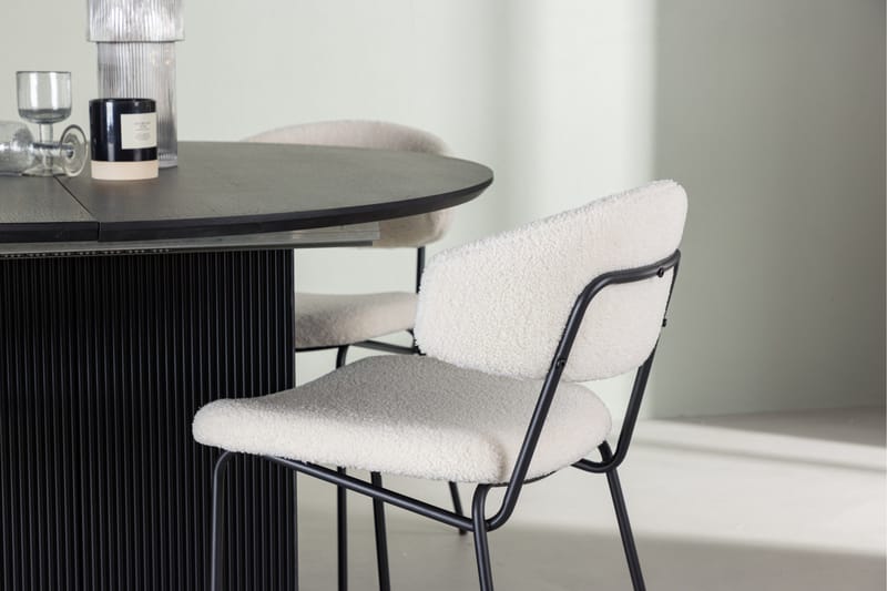 Matilda Matgrupp 130 cm Rund med 4 Chico Stolar - Svart - Products - Möbler - Bord & matgrupp - Matgrupp