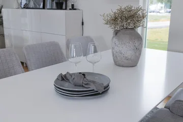 Polar Matgrupp 180 cm Rektangulär med 6 Plaza stolar - Grå - Products - Möbler - Bord & matgrupp - Matgrupp