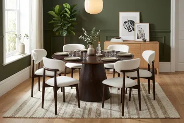 Siena Matgrupp runt 130 cm Rökt Ek med 6 Molly Matstolar - Rökt ek - Products - Möbler - Bord & matgrupp - Matgrupp