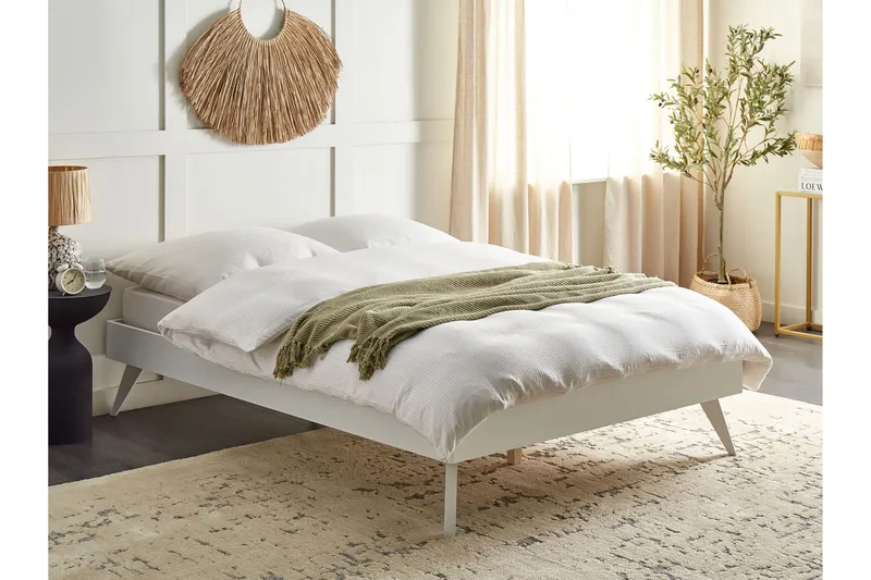 Benedik Sängram 140x200 cm - Vit - Products - Möbler - Säng - Sängram & sängstomme