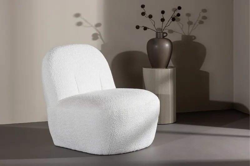 Mahla Fåtölj - Vit - Products - Möbler - Fåtölj & stolar - Fåtölj
