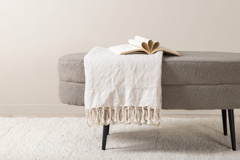 Otto Sittpuff - Greige - Products - Möbler - Fåtölj & stolar - Pall & puff - Sittpuff