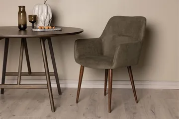 Tomorrow Karmstol - Brun - Products - Möbler - Fåtölj & stolar - Matstol & köksstol