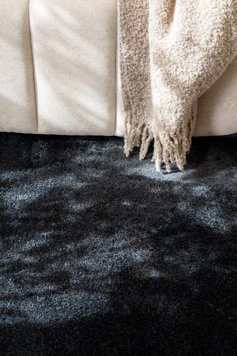 Cozy Ryamatta 240x340 cm Rektangulär - Svart - Products - Textil & mattor - Matta - Modern matta - Ryamatta