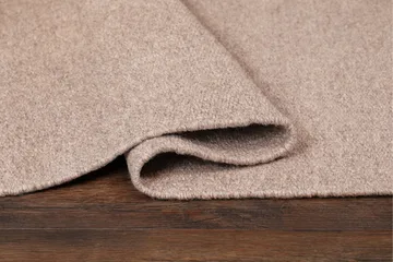 Vaxholm Ullmatta 160x230 cm Rektangulär - Sand - Products - Textil & mattor - Matta - Modern matta - Ullmatta