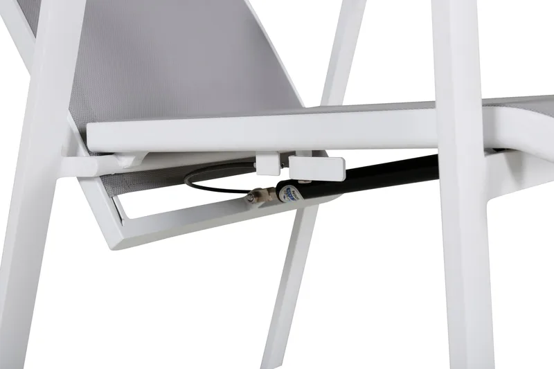 Copacabana Karmstol Utomhus Stapelbar - Vit - Products - Utemöbler & utemiljö - Balkong & altan - Balkongmöbler - Balkongstol