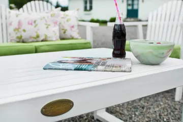 Hillerstorp BULLERÖ Utefåtölj LÅG RYGG VIT FURU - vitlaserad furu - Products - Utemöbler & utemiljö - Loungemöbler - Loungestol utomhus