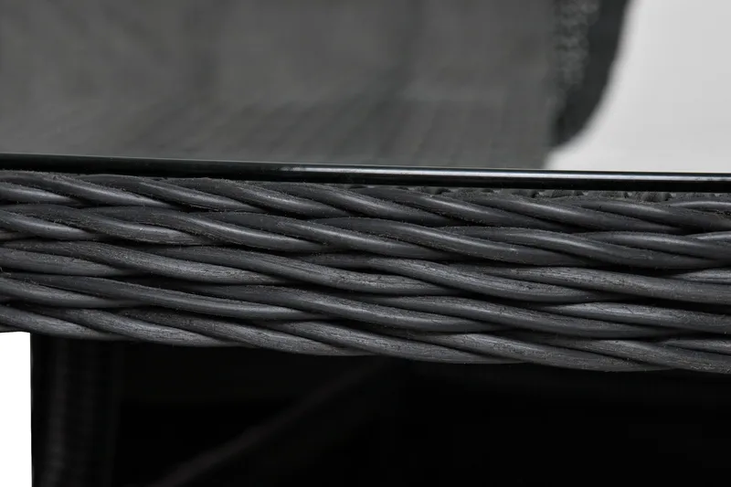 Marcus Matgrupp 140 Rund + 4 Fåtöljer m Dyna - Svart - Products - Utemöbler & utemiljö - Utegrupp - Matgrupp utomhus