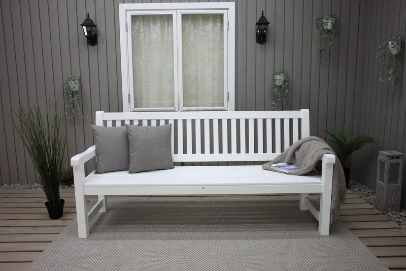 Rimforsa Trädgårdssoffa - Vitlaserad Furu - Products - Utemöbler & utemiljö - Utesoffa - Trädgårdssoffa