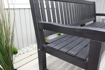 Rimforsa Utesoffa - Kaffesvart - Products - Utemöbler & utemiljö - Utesoffa - Trädgårdsbänk & utebänk