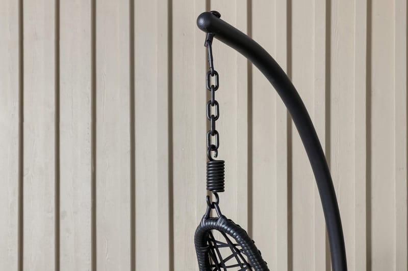 Edinburgh Hängstol Utomhus med Dyna - Svart - Products - Utemöbler & utemiljö - Utestol & trädgårdsstol - Hängfåtölj & hängstol utomhus