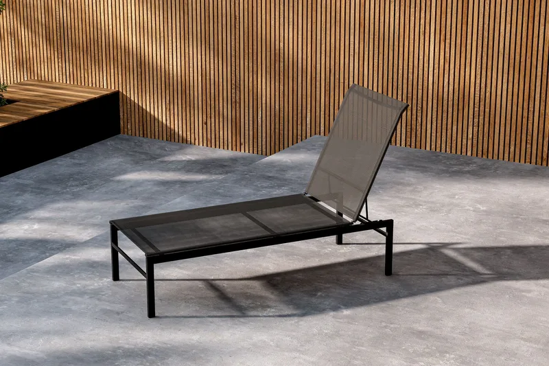 Massimo Solsäng - Svart - Products - Utemöbler & utemiljö - Utestol & trädgårdsstol - Solsäng & solvagn