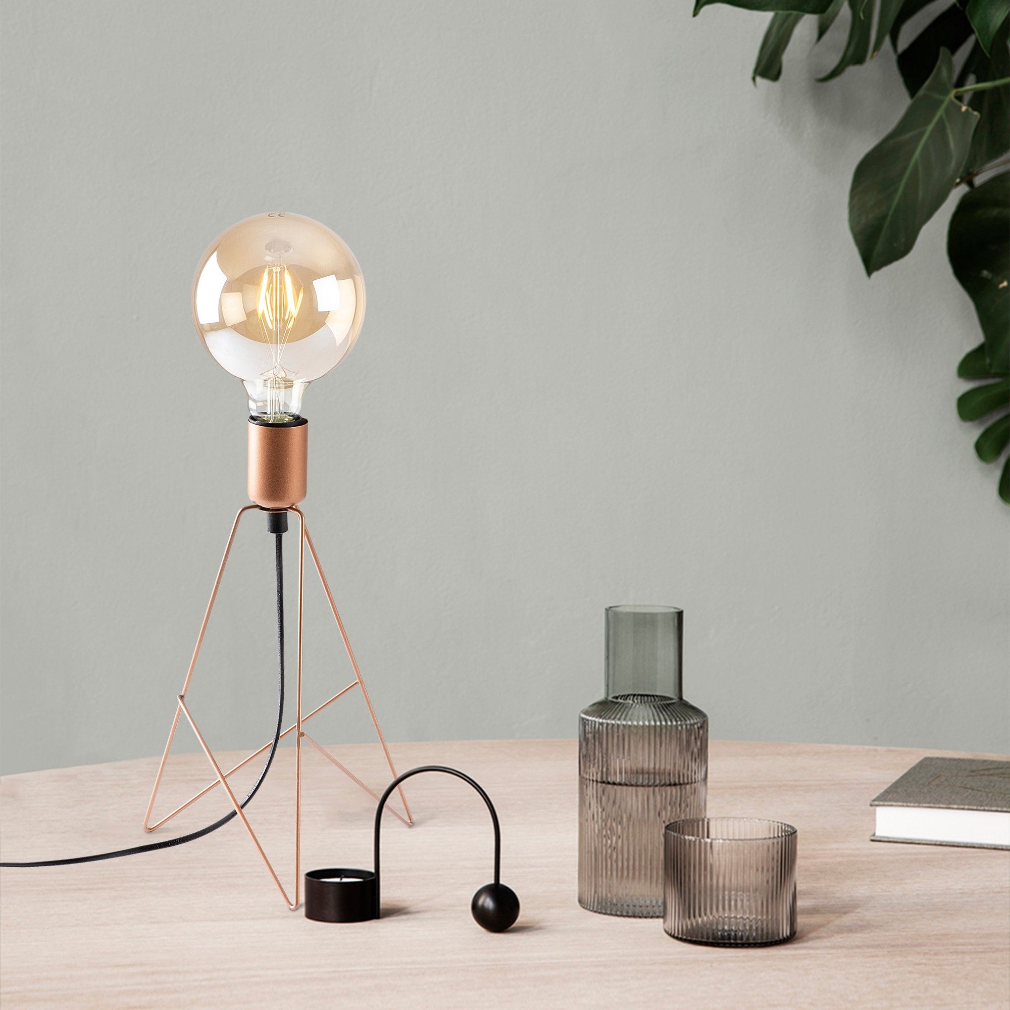 Pyramid Tischlampe - Kupfer