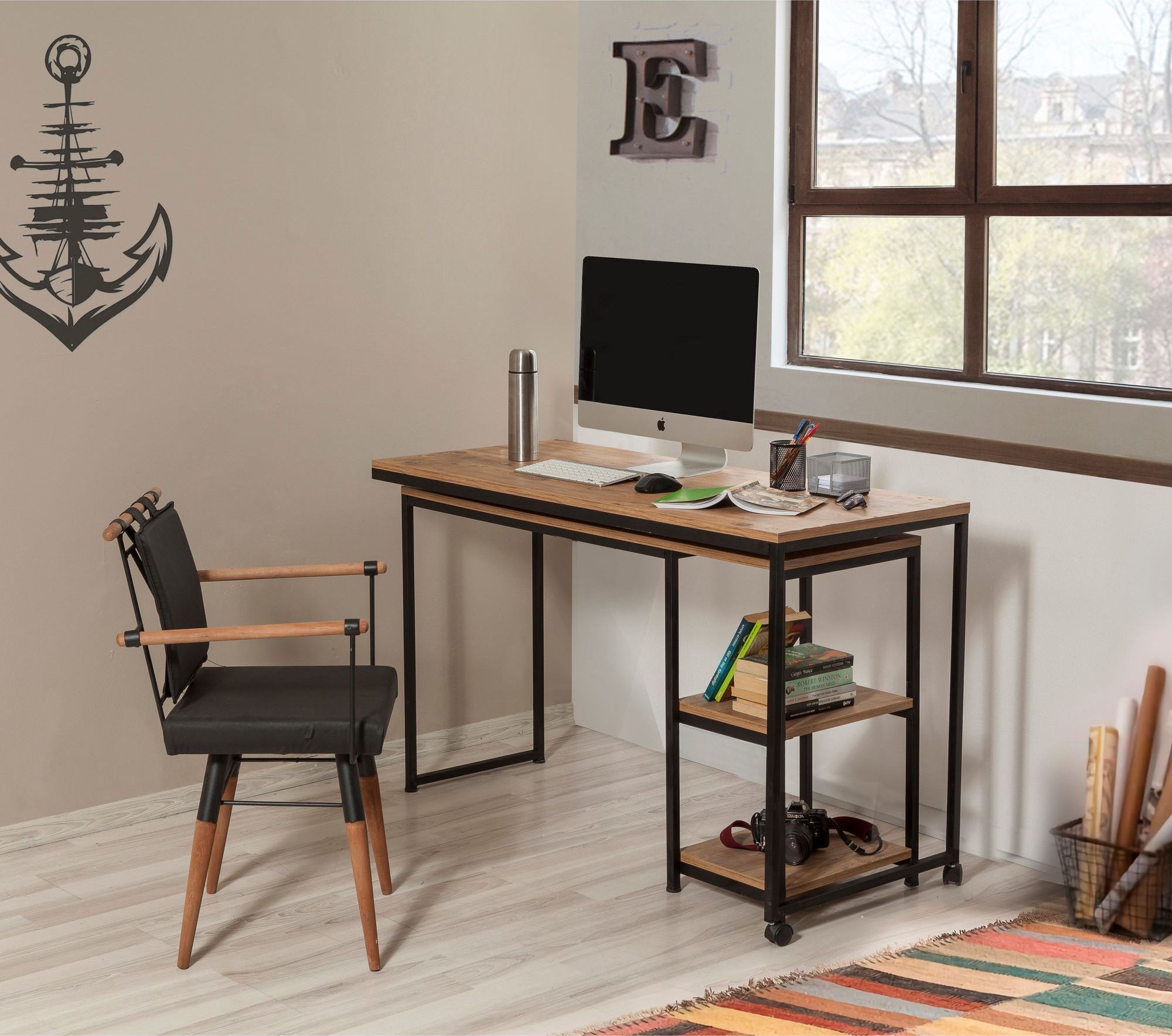 Bera Schreibtisch 125x54,5 cm - Kiefer/schwarz