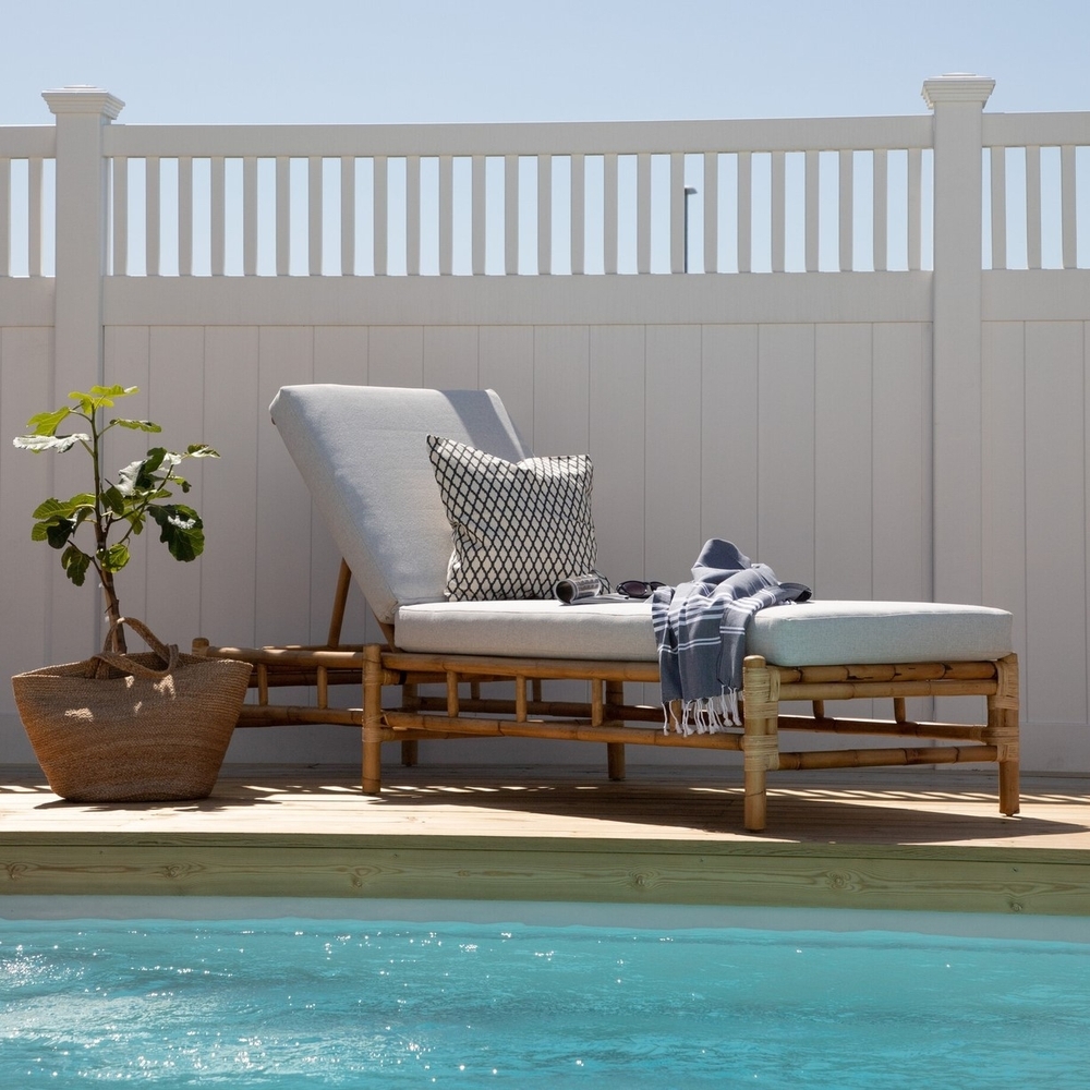 Sonnenliege aus Rohrgeflecht - Grau/Rattan Sonnenliege aus Rohrgeflecht - Grau/Rattan