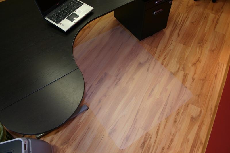 Lyla Bodenschutz f�r das B�ro 100x140 cm - Matt