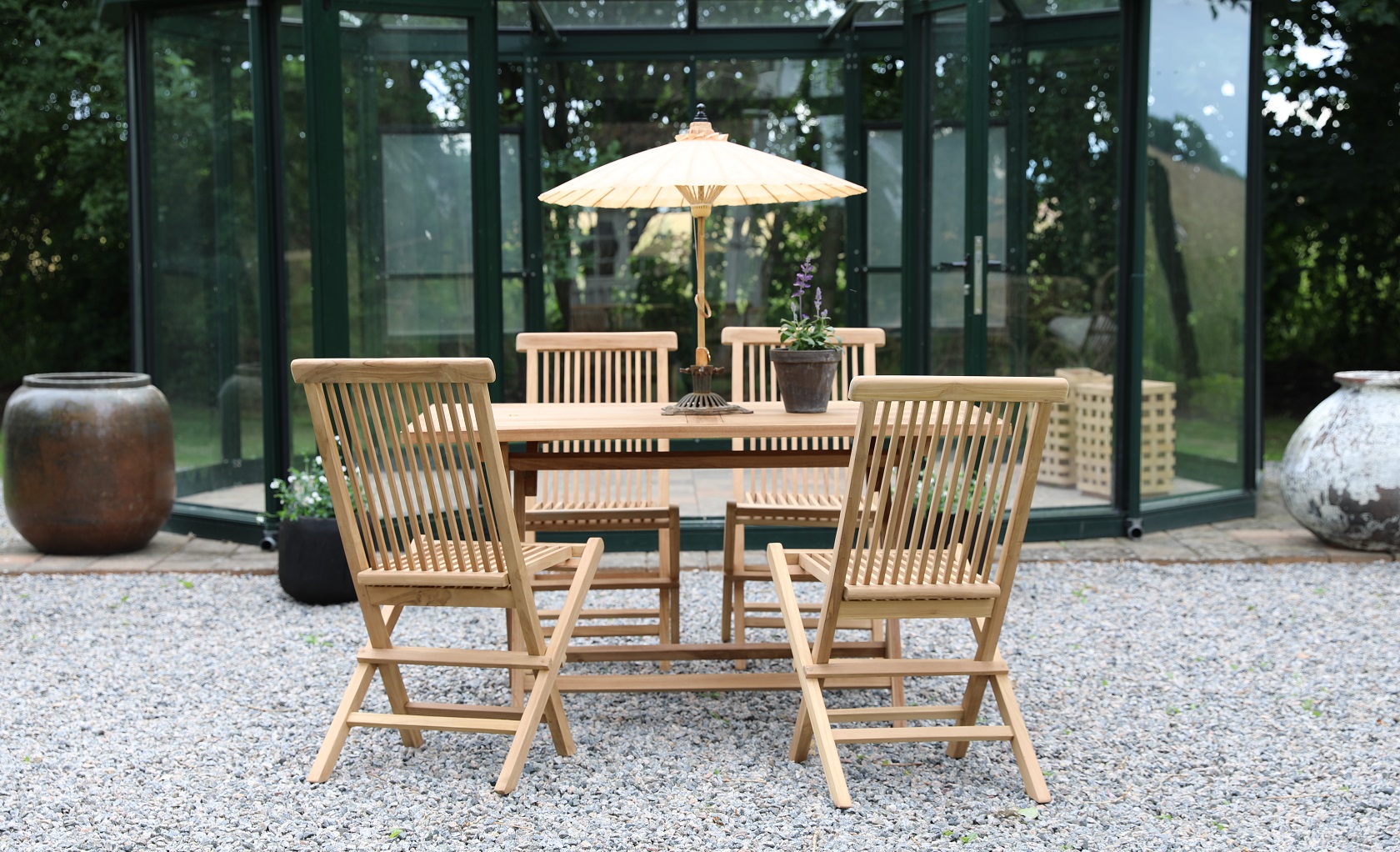 Gartengruppe aus Teakholz; Tisch mit 4 St�hlen - Salt�