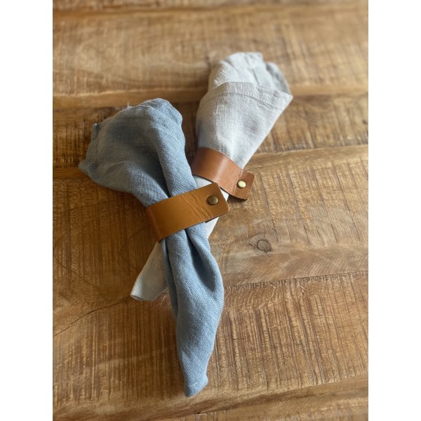 Serviettenring aus Leder mit flacher Schnalle
