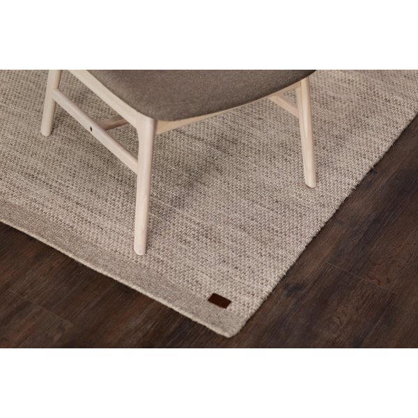 Getufteter handgewebter Wollteppich aus Leinen Getufteter handgewebter Wollteppich aus Leinen