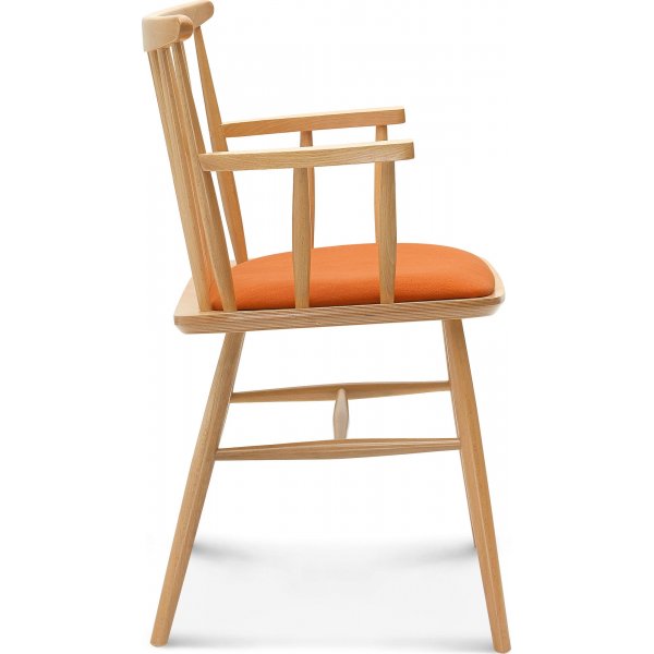 Sessel Vanessa - Gestell und Polsterung in jeder Farbe! Sessel Vanessa - Gestell und Polsterung in jeder Farbe!