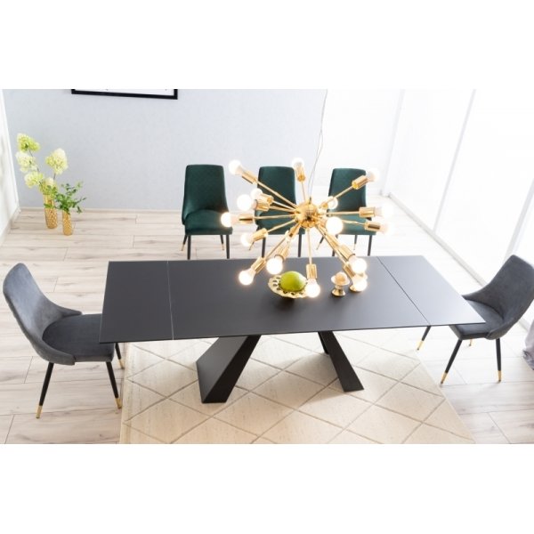 Salvadore Esstisch 120-180 cm - Schwarz Salvadore Esstisch 120-180 cm - Schwarz