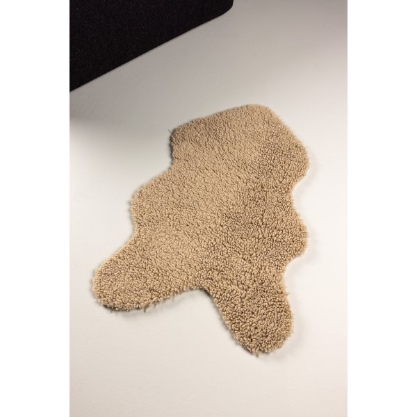 Plaid Katy 60x90 cm - Beigefarbenes Schaffellimitat Plaid Katy 60x90 cm - Beigefarbenes Schaffellimitat