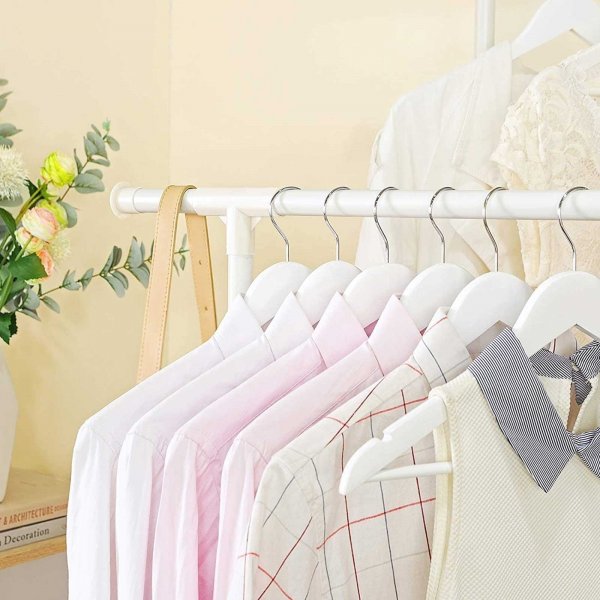 Enar Kleiderständer - Weiß Enar Kleiderständer - Weiß