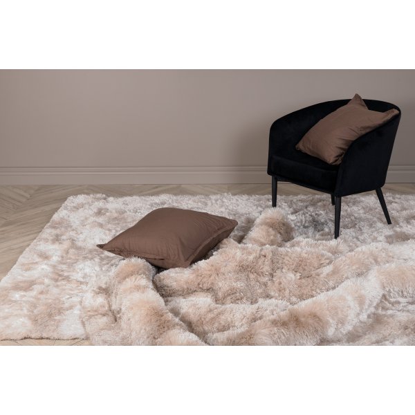 Knüpfteppich Elena - Champagnerfarbener Polyester Knüpfteppich Elena - Champagnerfarbener Polyester