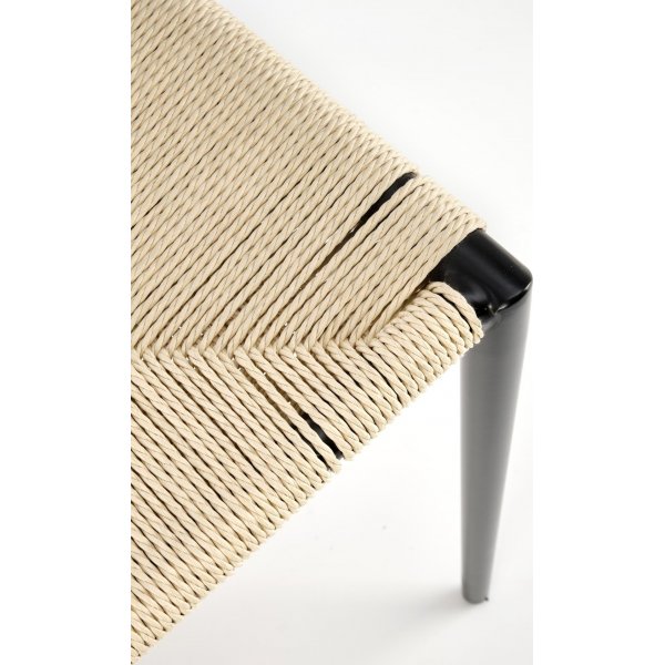 Stapelbarer schwarzer Esszimmerstuhl Cadeira 515 mit Seilsitz Stapelbarer schwarzer Esszimmerstuhl Cadeira 515 mit Seilsitz