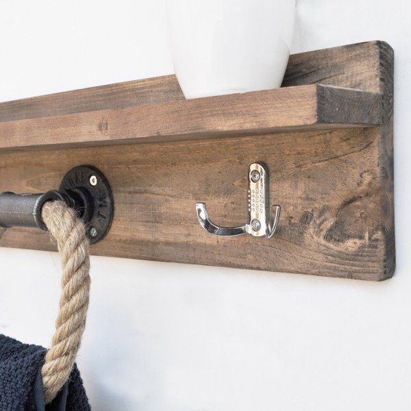 Wandregal aus Birke - Nussbaum