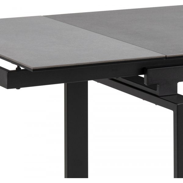 Huddersfield Esstisch 120-200 cm - Schwarz Huddersfield Esstisch 120-200 cm - Schwarz