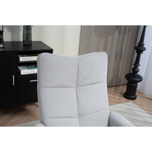 Verstellbarer Sessel mit Fuhocker