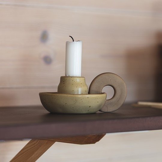 Lottis Kerzenhalter 13 x 10 x 6 cm - Grün Lottis Kerzenhalter 13 x 10 x 6 cm - Grün