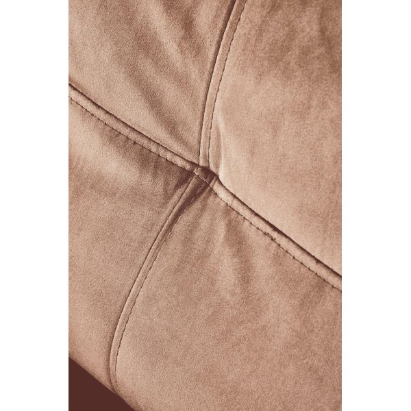 Gunvor Liegesessel aus beigem Samt Gunvor Liegesessel aus beigem Samt