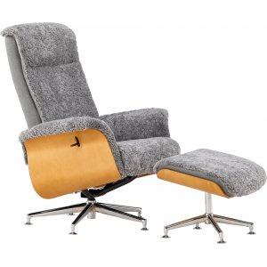 Schaffellsessel mit Fußhocker Schaffellsessel mit Fußhocker