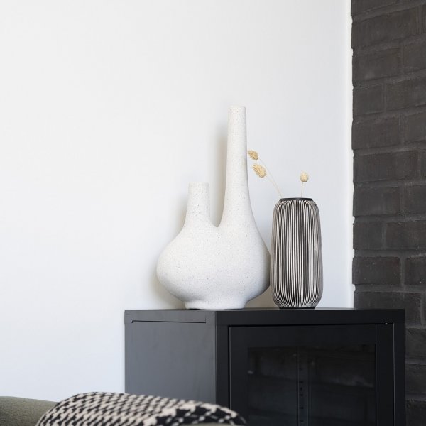 House Nordic Vase 18 - Schwarz/Wei