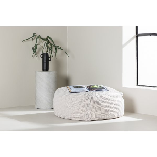 Luca Hocker - Creme Luca Hocker - Creme