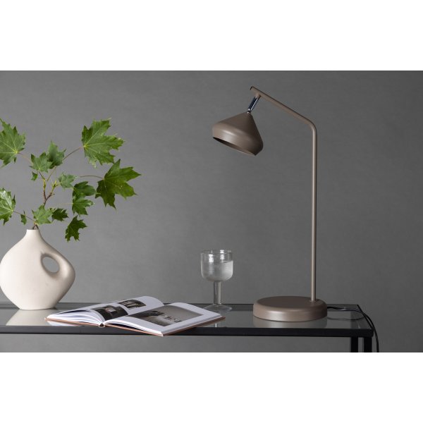 Isaberg Tischlampe - Chrom/Mokka Isaberg Tischlampe - Chrom/Mokka