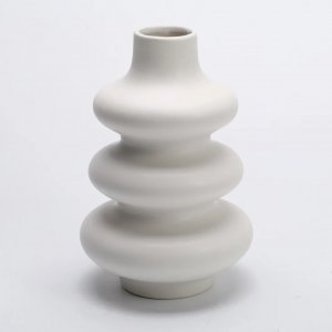 Striga Vase - Creme