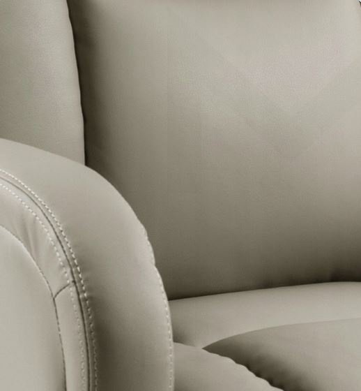 Bibi Liegesessel mit Massage - beiges PVC